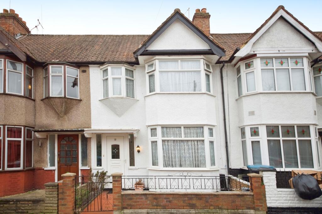 3 bedrooms House in London, United Kingdom No. 11475