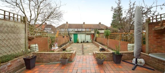 3 bedrooms House in London, United Kingdom No. 11475 24