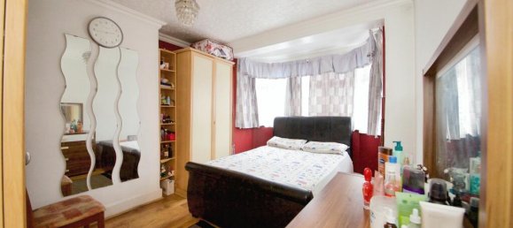 3 bedrooms House in London, United Kingdom No. 11475 16