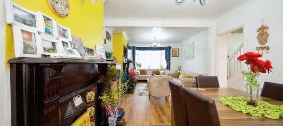 3 bedrooms House in London, United Kingdom No. 11475 9