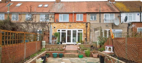 3 bedrooms House in London, United Kingdom No. 11475 25