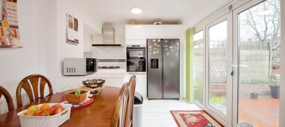 3 bedrooms House in London, United Kingdom No. 11475 12