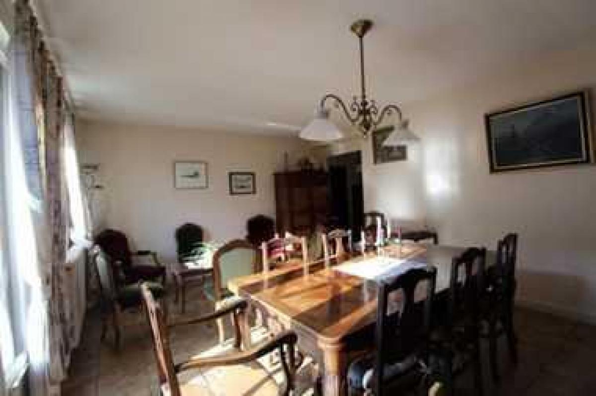 شقة 4 غرف نوم  في Tarare, France رقم 34089