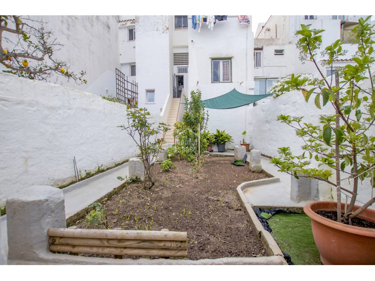 5 غرف نوم تاون هاوس في Mahon, Spain رقم 3849