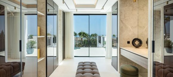 6 bedrooms House in Marbella, Spain No. 130996 31