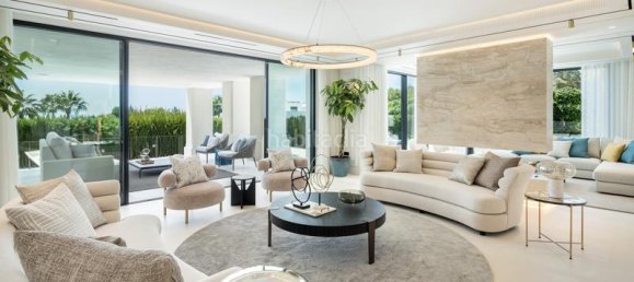 6 bedrooms House in Marbella, Spain No. 130996 18