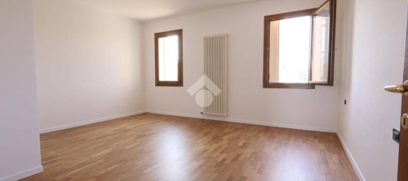 3 bedrooms Villa in Sandrigo, Italy No. 259606 21