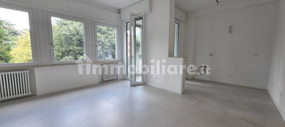 3 bedrooms Apartment in Reggio Emilia, Italy No. 342270 2