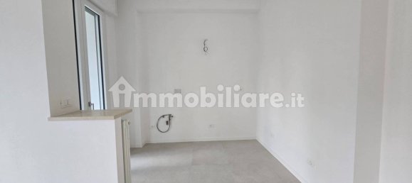 3 bedrooms Apartment in Reggio Emilia, Italy No. 342270 3