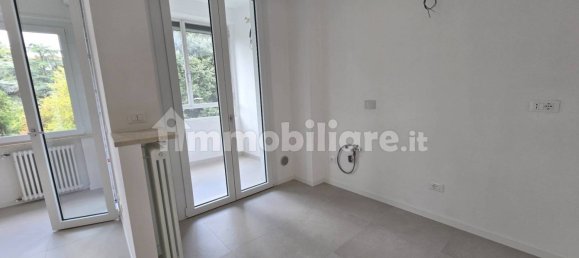 3 bedrooms Apartment in Reggio Emilia, Italy No. 342270 4