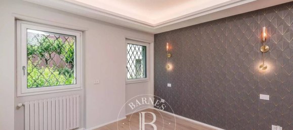 4 bedrooms Apartment in Milan, Italy No. 321837 18