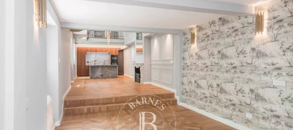 4 bedrooms Apartment in Milan, Italy No. 321837 7