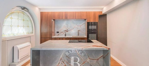 4 bedrooms Apartment in Milan, Italy No. 321837 3