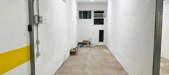 Гараж 21м² в Рим, Италия № 205535 3