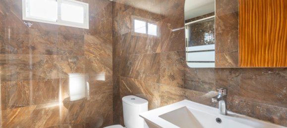 3 bedrooms Apartment in Granada, Spain No. 135239 18