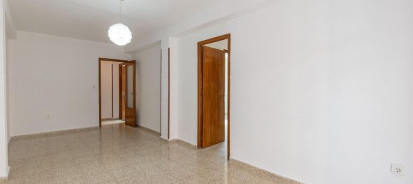 3 bedrooms Apartment in Granada, Spain No. 135239 13