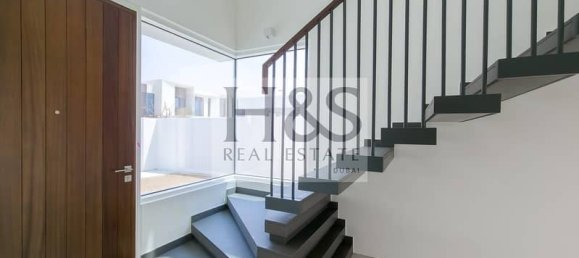 4 bedrooms Townhouse in Dubai, UAE No. 103585 9