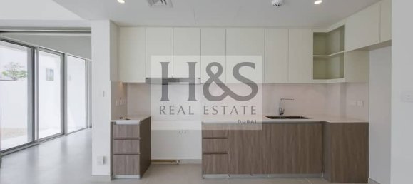 4 bedrooms Townhouse in Dubai, UAE No. 103585 8