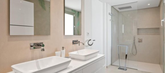 7 bedrooms Penthouse in Marbella, Spain No. 36017 18