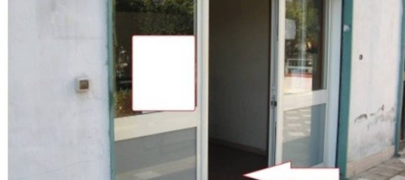 69m² Commercial property in Melito di Napoli, Italy No. 270838 5