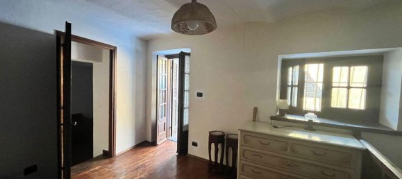 5-Zimmer Haus in Monterosso Grana, Italy, Nr. 117227 10