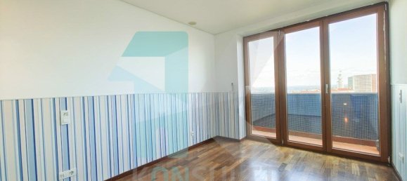 2 Schlafzimmer Wohnung in Lisbon, Portugal, Nr. 323888 9
