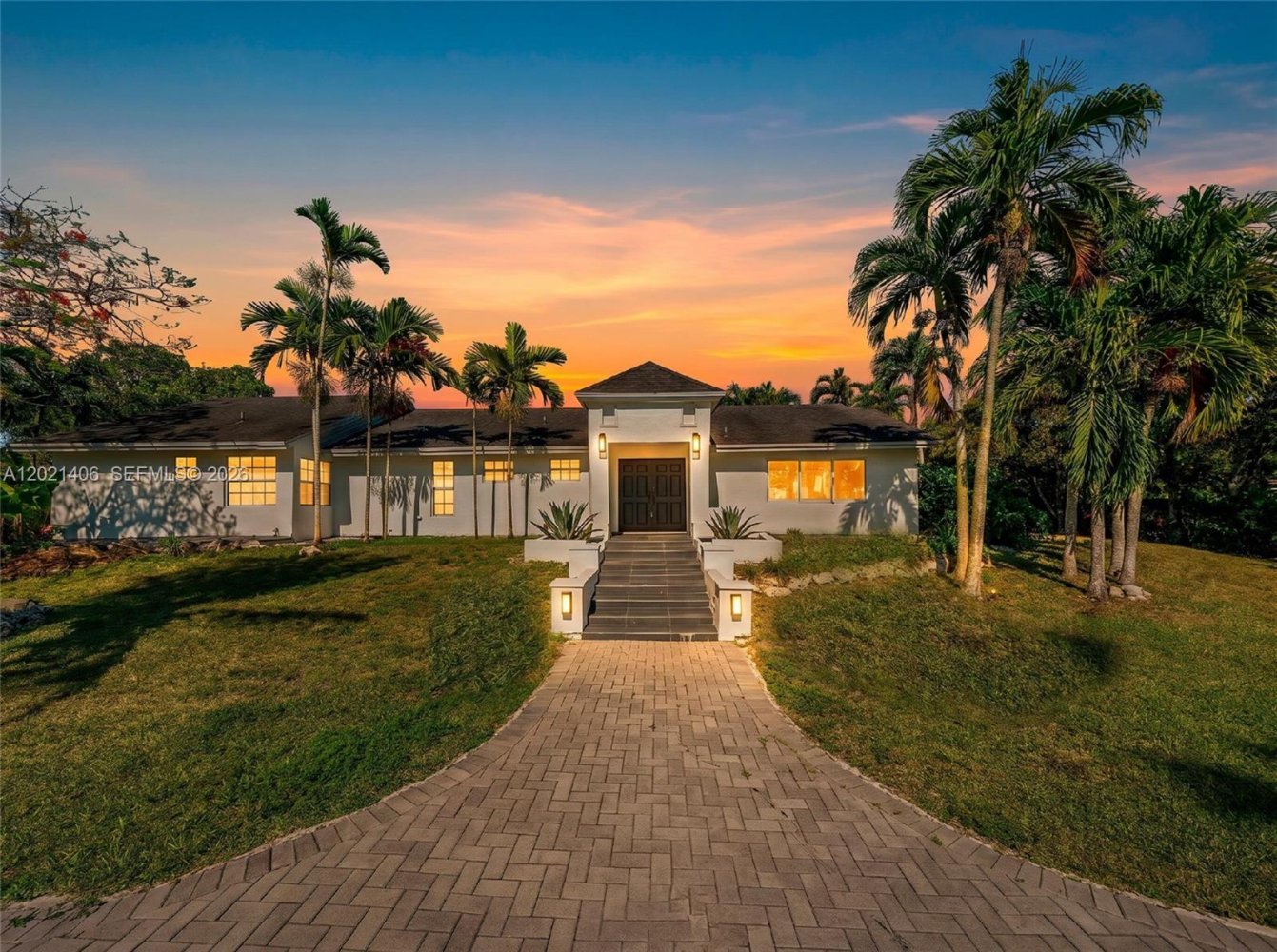 4 dormitorios villa en venta en Miami, Miami-Dade, Florida, USA № 615063
