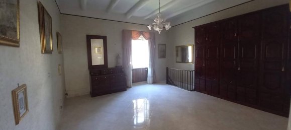 18 rooms House in Caserta, Italy No. 32682 42