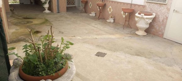 18 rooms House in Caserta, Italy No. 32682 8