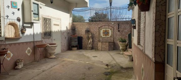 18 rooms House in Caserta, Italy No. 32682 6