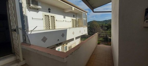 18 rooms House in Caserta, Italy No. 32682 11