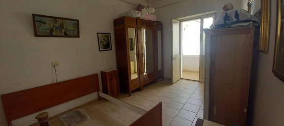 18 rooms House in Caserta, Italy No. 32682 16