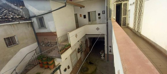 18 rooms House in Caserta, Italy No. 32682 23