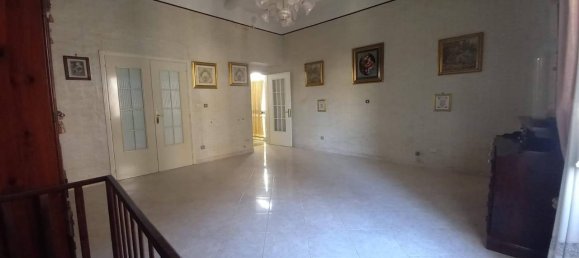 18 rooms House in Caserta, Italy No. 32682 41