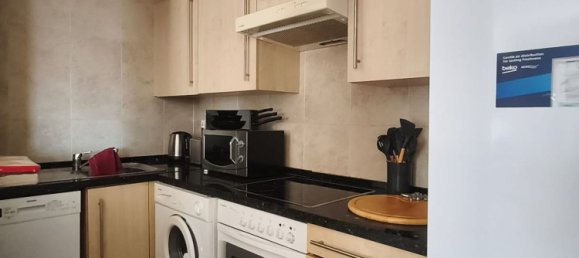 2 bedrooms Penthouse in Fuengirola, Spain No. 184206 6