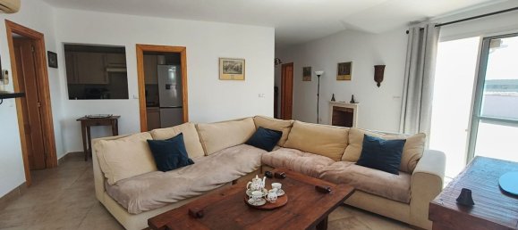 2 bedrooms Penthouse in Fuengirola, Spain No. 184206 3