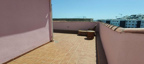 2 bedrooms Penthouse in Fuengirola, Spain No. 184206 15