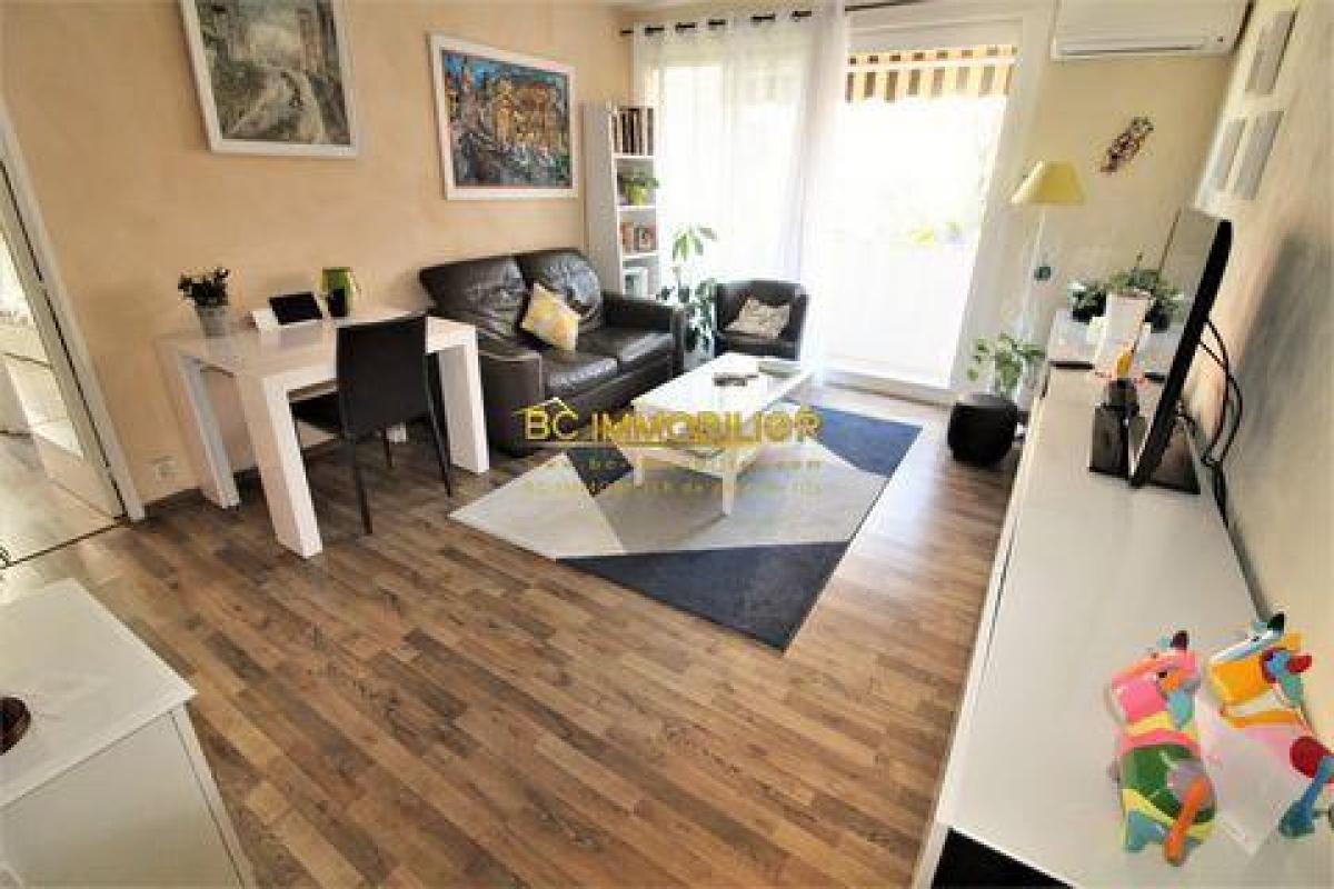 2 chambres Condo à Marseille, France No. 7679