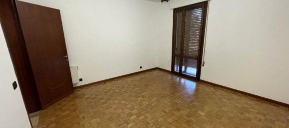 3 rooms Apartment in Pianiga, Italy No. 376916 10