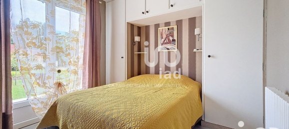 5 bedrooms House in Mehun-sur-Yevre, France No. 260078 9