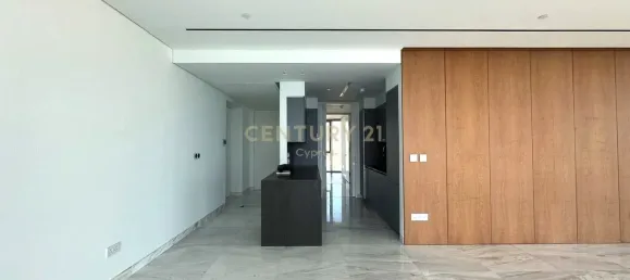 3 bedrooms Apartment in Limassol, Cyprus No. 5830 5