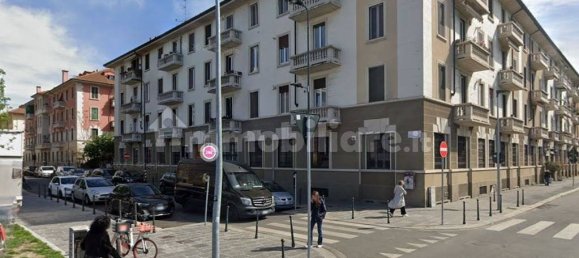 2 Schlafzimmer Wohnung in Milan, Italy, Nr. 363756 2