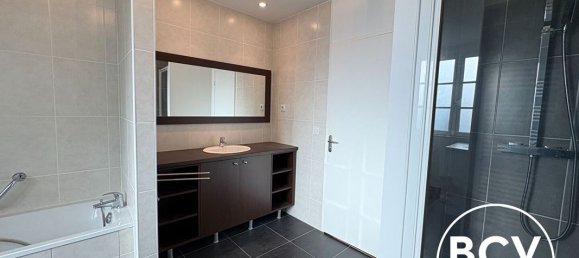 3 bedrooms Apartment in Chartres, France No. 259270 23