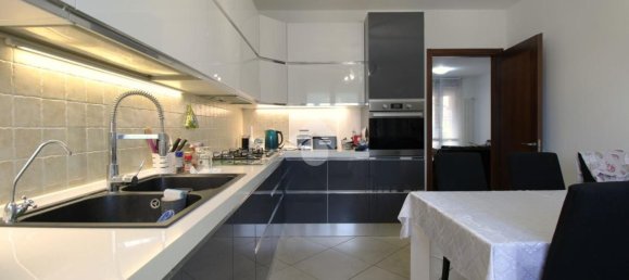 4غرفة شقة في Montecchio Maggiore, Italy رقم 284448 9