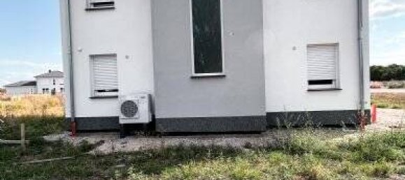 Casa de 6 habitaciónes en Saalekreis, Germany No. 52353 2