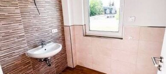 Casa de 6 habitaciónes en Saalekreis, Germany No. 52353 8