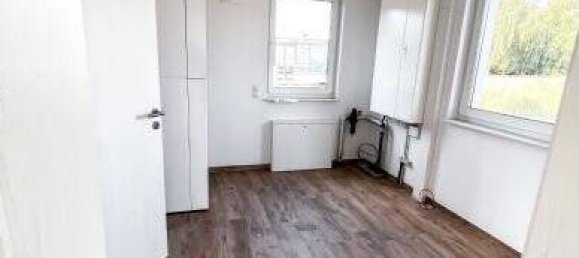 Casa de 6 habitaciónes en Saalekreis, Germany No. 52353 10