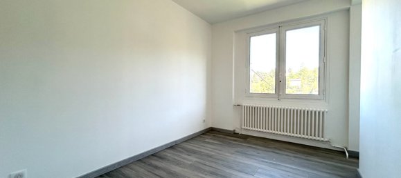 Casa de 3 dormitorios en Saint-Etienne, France No. 197627 9