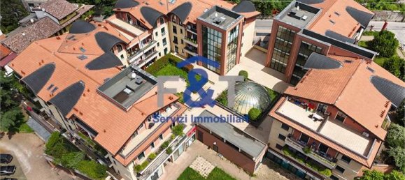 1-Zimmer Gewerbliche Immobilie in Somma Lombardo, Italy, Nr. 294665 3