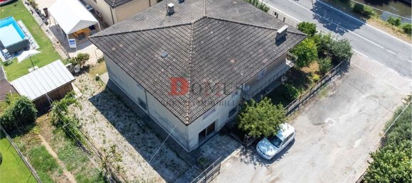 5 rooms Villa in Marmirolo, Italy No. 338430 40